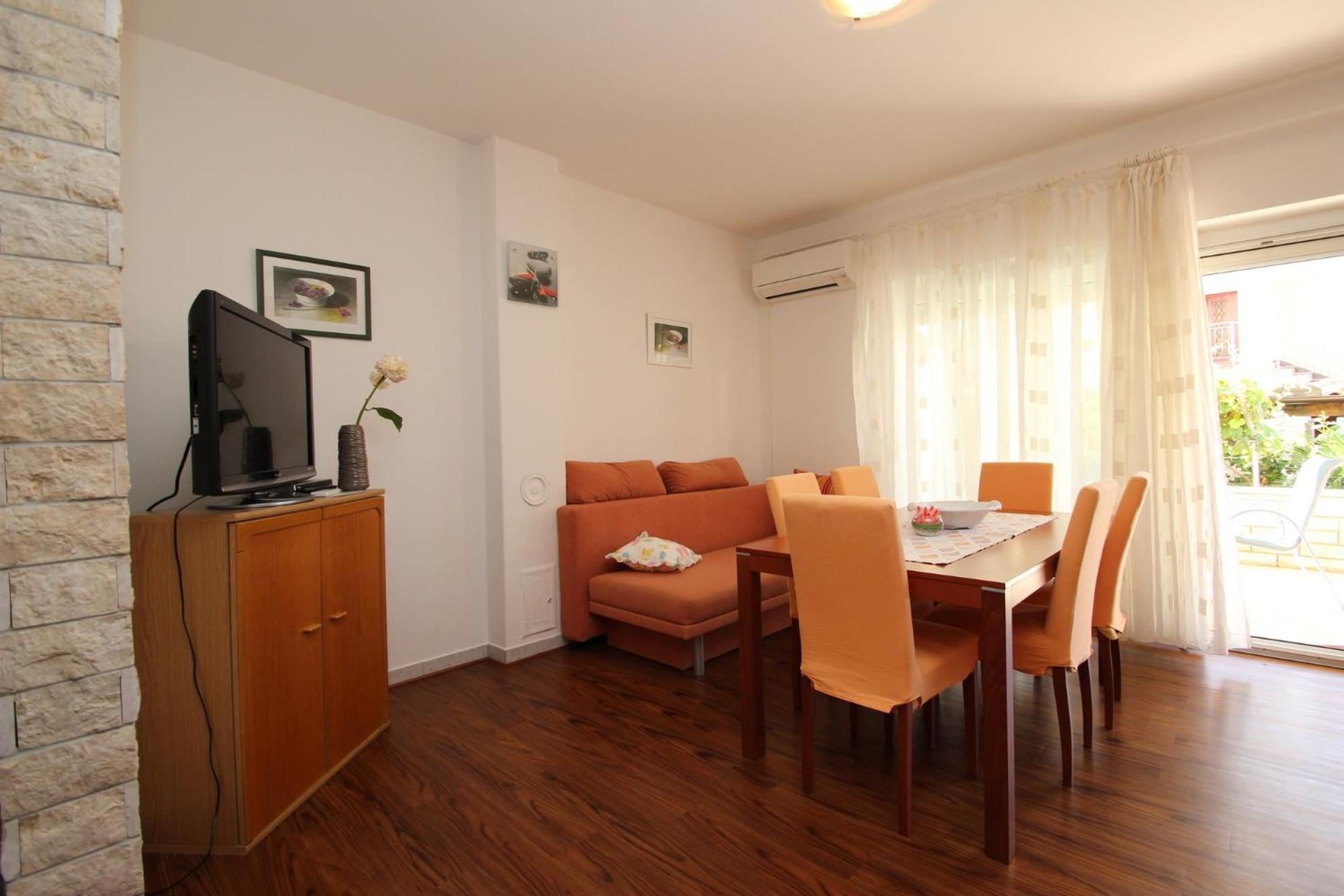 Apartments Rose Пореч Экстерьер фото