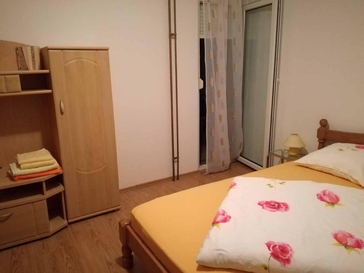 Apartments Rose Пореч Экстерьер фото